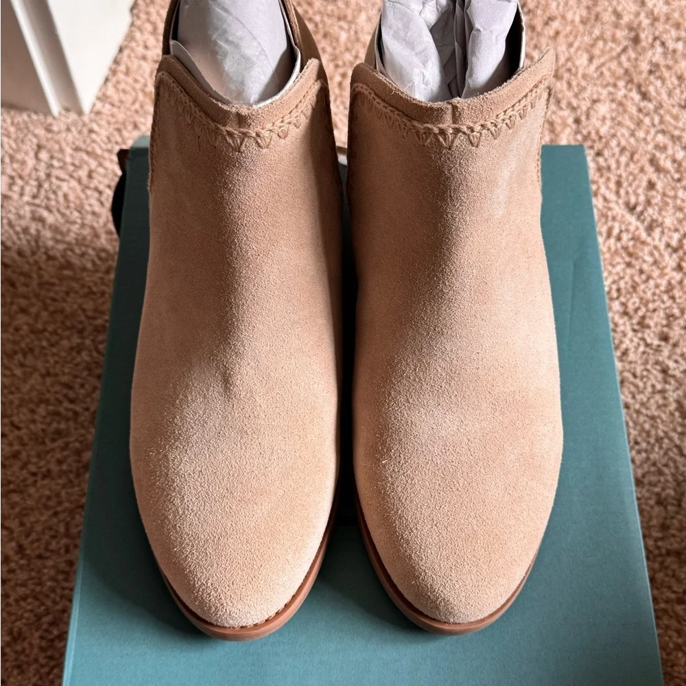 TOMS Women's Beige Suede Wedge Booties - Picture 2 of 3